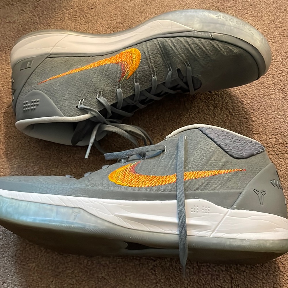 Kobe A.D sz 12